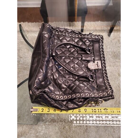 Michael Kors Black Women's Hamilton Quilted Leather Bags & Handbags - Picture 10 of 10